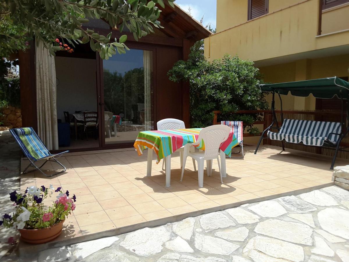 Villa Il Rustico Di Pino à Custonaci Extérieur photo