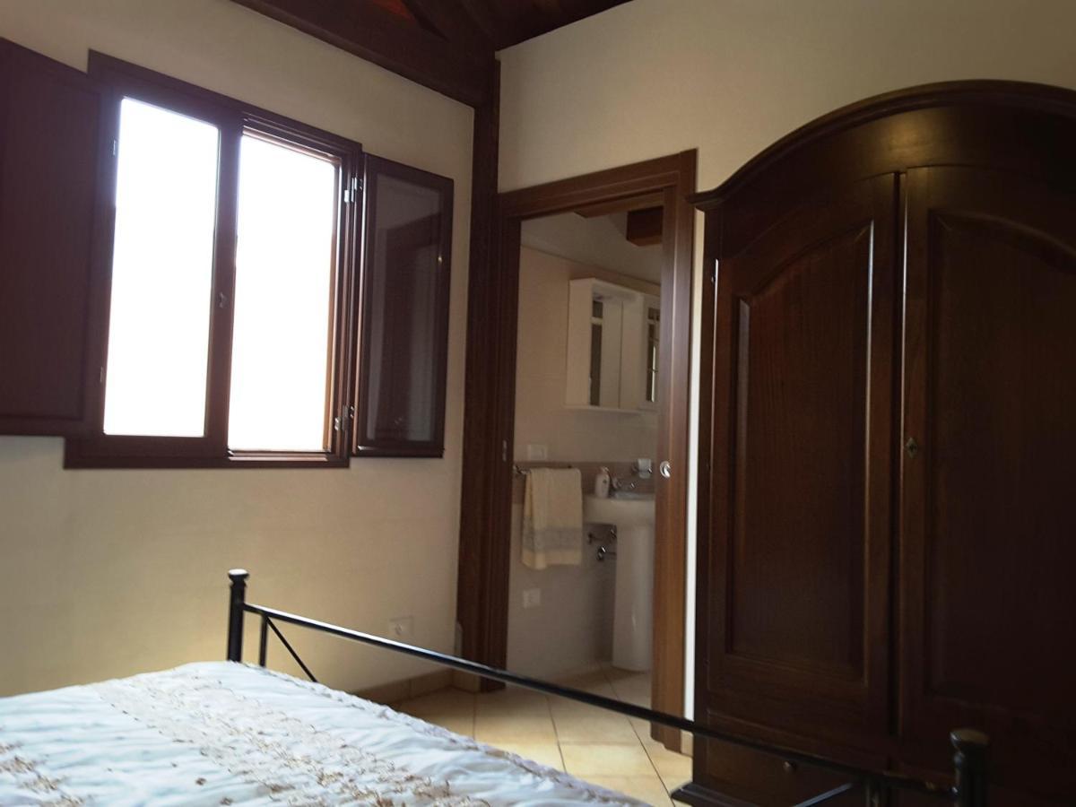 Villa Il Rustico Di Pino à Custonaci Extérieur photo