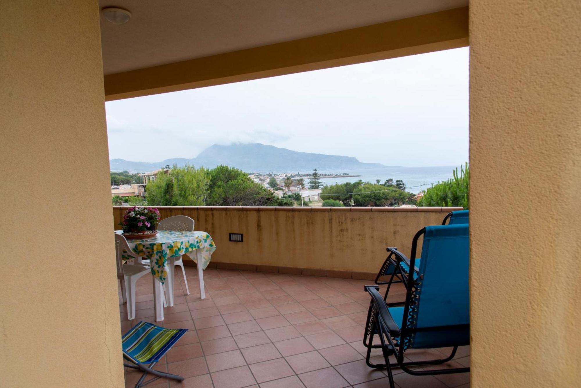 Villa Il Rustico Di Pino à Custonaci Extérieur photo