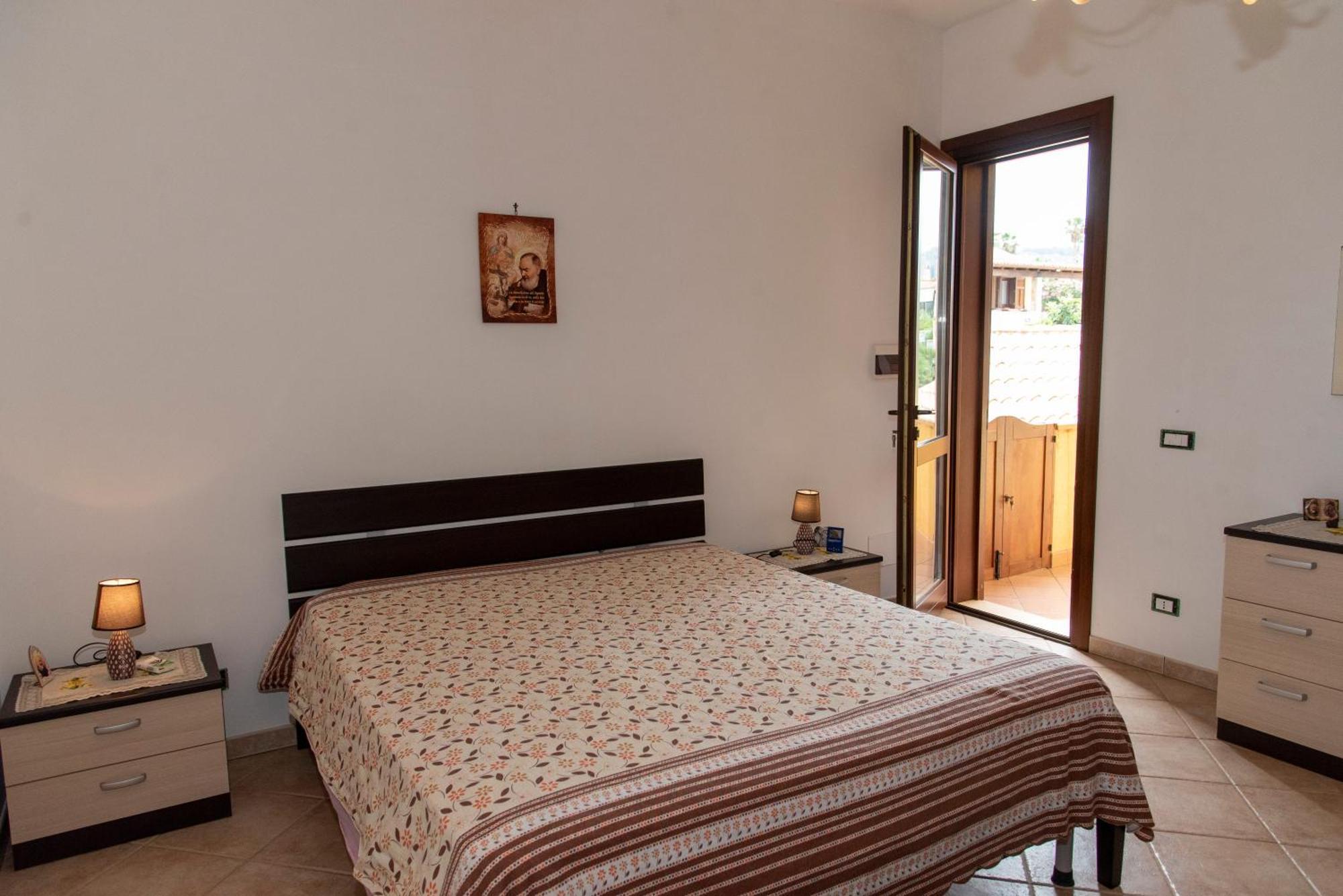 Villa Il Rustico Di Pino à Custonaci Extérieur photo